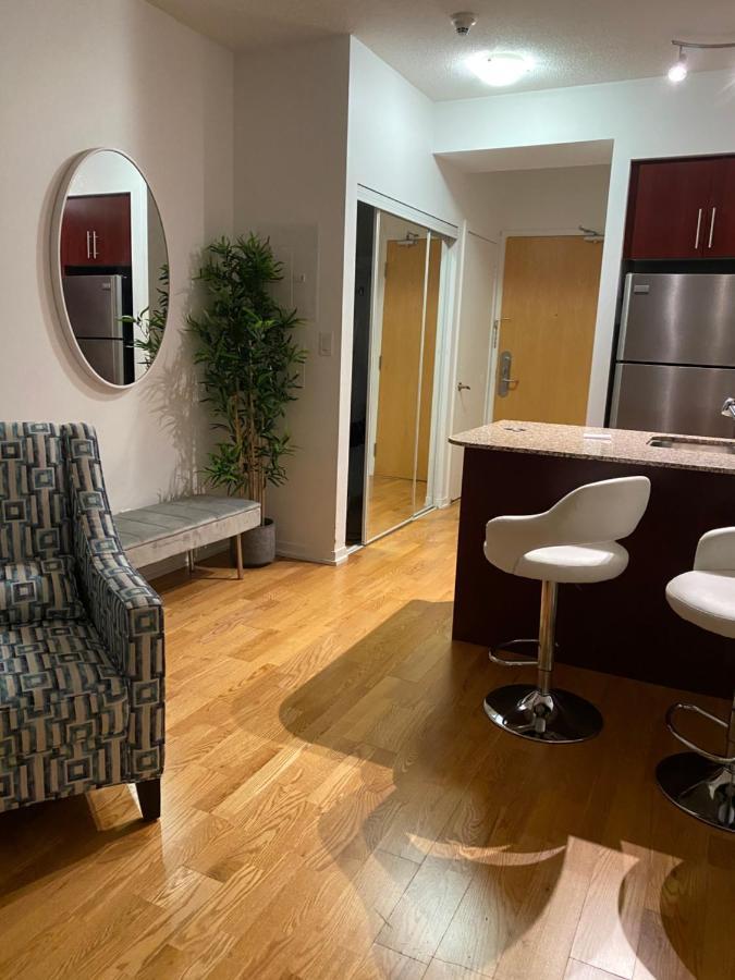 Toronto Cn Tower Maple Leaf Square Luxurious 2 Bedroom Condo エクステリア 写真