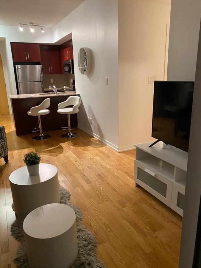 Toronto Cn Tower Maple Leaf Square Luxurious 2 Bedroom Condo エクステリア 写真