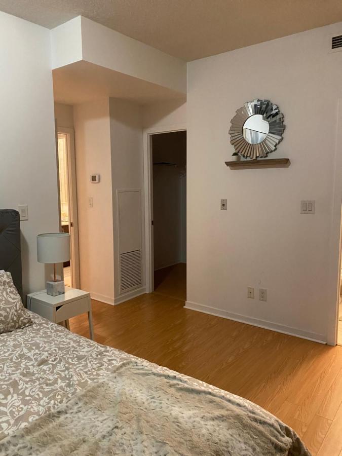 Toronto Cn Tower Maple Leaf Square Luxurious 2 Bedroom Condo エクステリア 写真